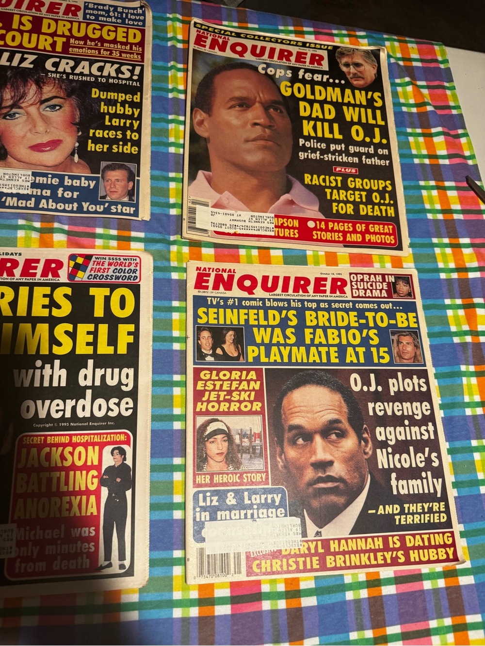 Magazines - Picture 2 of 6